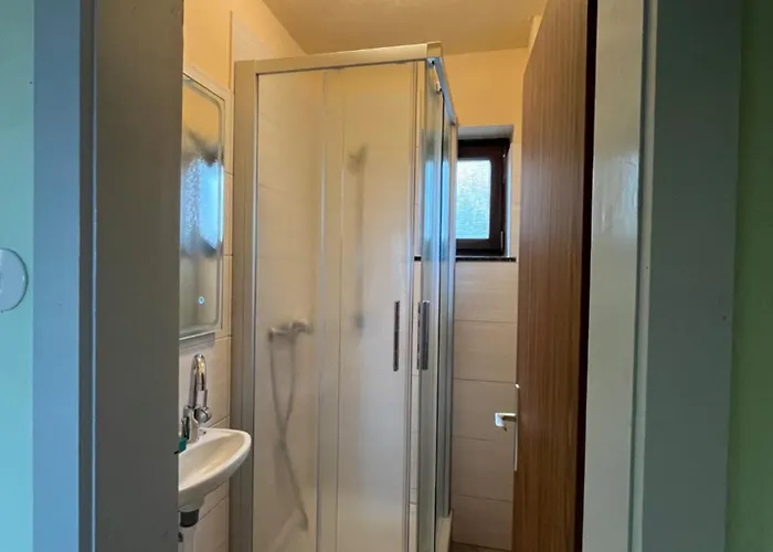 Almhaus Murtal Zirbenland بيت للعطل